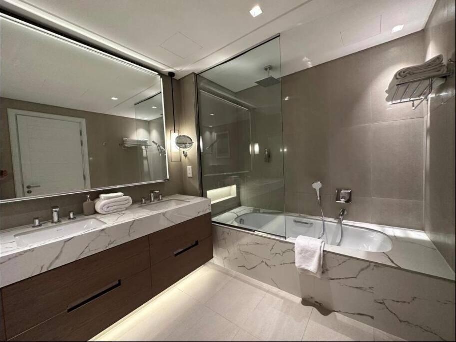 Address Fujairah 2 Bed And Small Bed - Ground Floor 3011